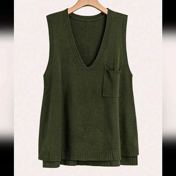 Plus Size Pocket Knit Vest Top - Picture 1 of 4